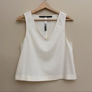 KENSIE Cropped White Sleeveless V-Neck Blouse Women’s XS